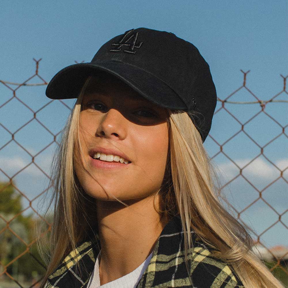 Los Angeles Dodgers '47 Black/Black CLEAN UP | Shop MLB Caps